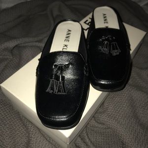 anne klein victorine mule